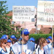 Sindicatele din învăţământ amenință cu proteste la începutul anului școlar